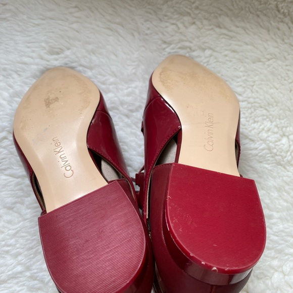 Calvin Klein Red Shoe - Picture 4 of 7